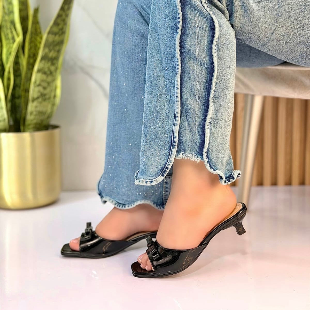 Ref. Selene - Tacon de Charol Elegante